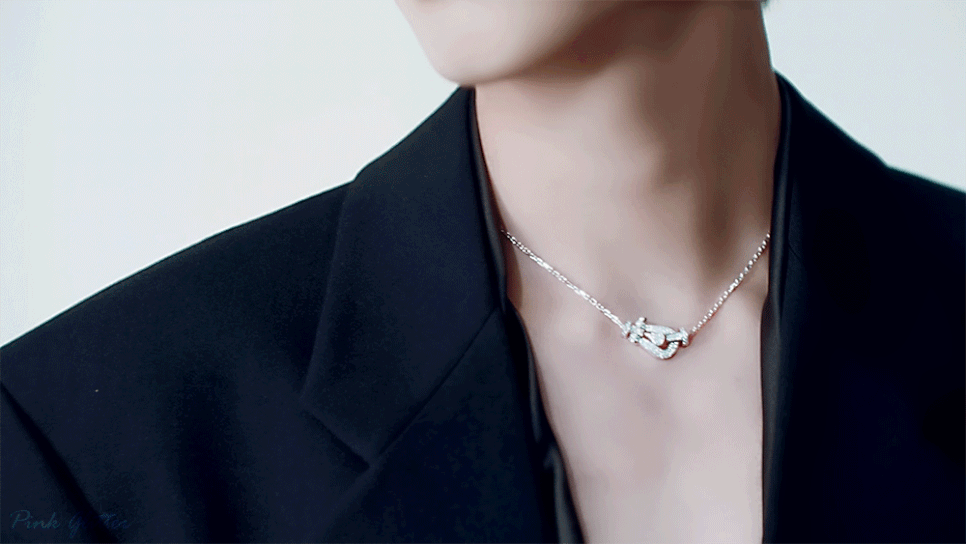 [잡담] 방탄 진 얼굴 잘안보여도 잘생김 ㅋㅋ | 인스티즈