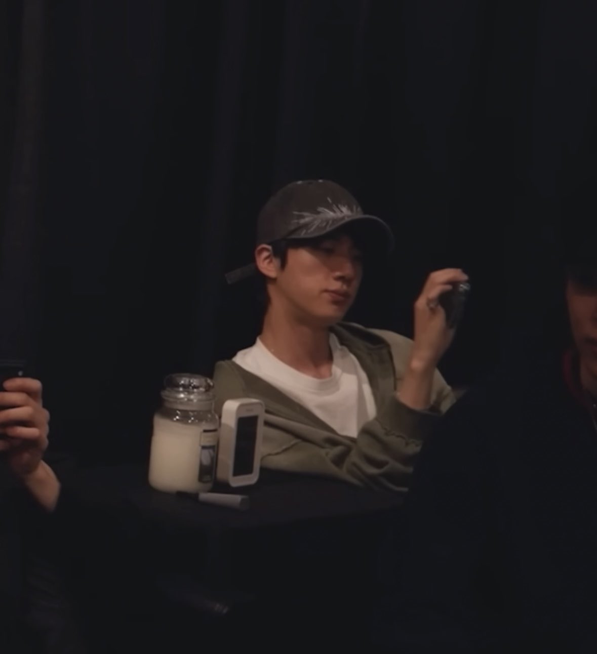 [잡담] 방탄 진 이런 느낌 좋다 | 인스티즈
