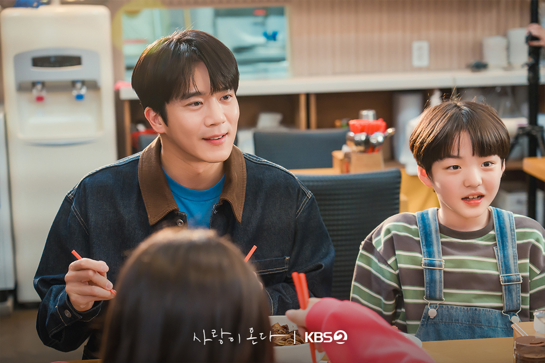 [잡담] 사랑이온다) 반복되는 우연 끝에 시작된 인연🚌김무진X한규림의 풋풋한 첫사랑 로맨스 | 인스티즈
