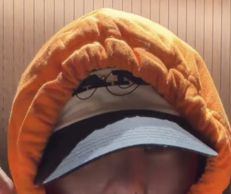 [잡담] 지디 인스타!! 빅뱅 굿즈인가?!!!! | 인스티즈