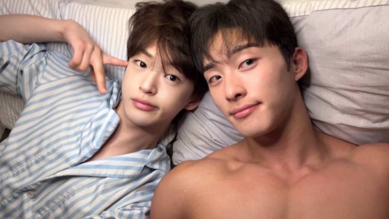 요즘 남남커플 인플루언서 썸네일 (비게퍼)..JPG | 인스티즈