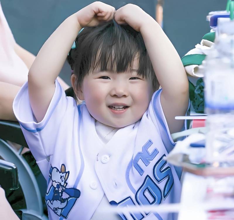 [잡담] 박민우 독하다 어찌 이리 귀요미들을 두고 출근? | 인스티즈
