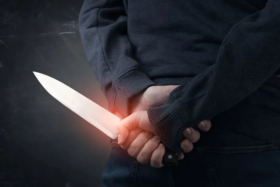 '중고거래 플랫폼'서 구한 청소 알바생…현관문 열자 돌변해 흉기 위협 | 인스티즈