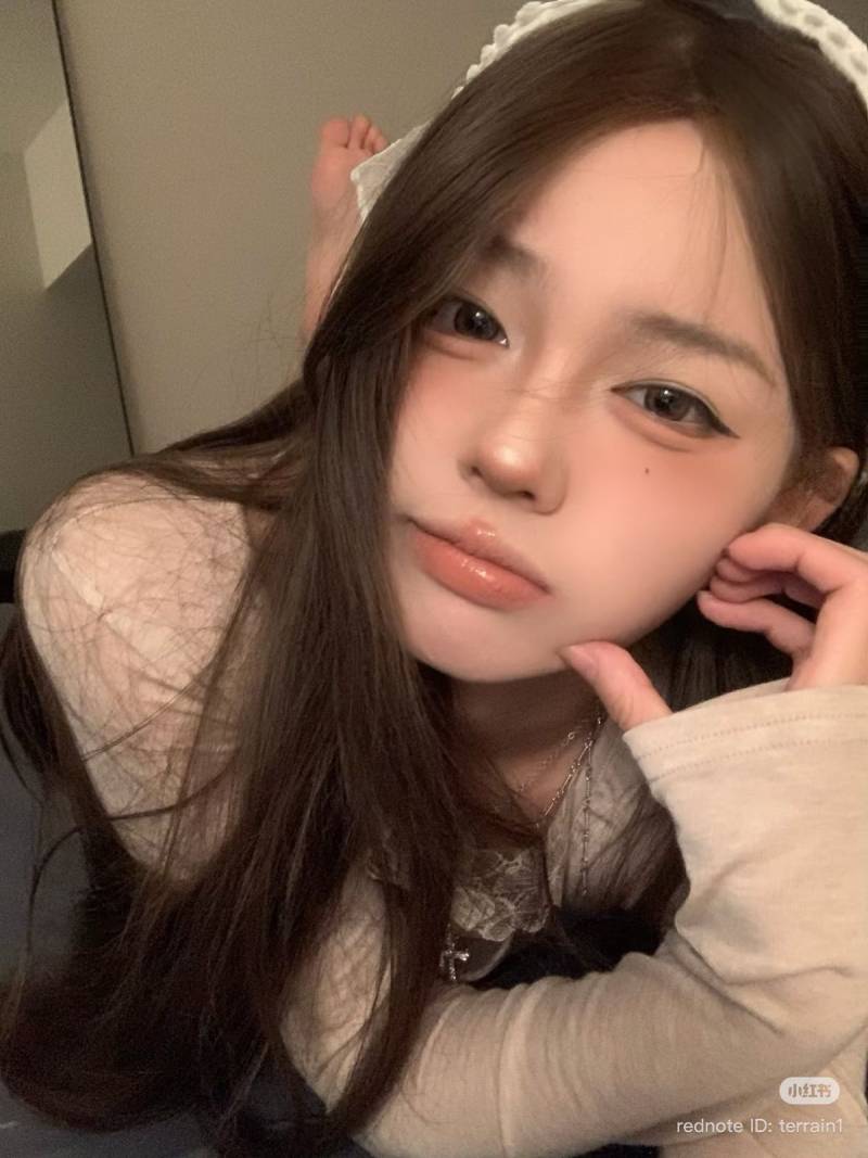 [잡담] 웜톤이 훨씬 예쁜데 왜 사람들은 한때 쿨톤병에 걸렸을까? | 인스티즈