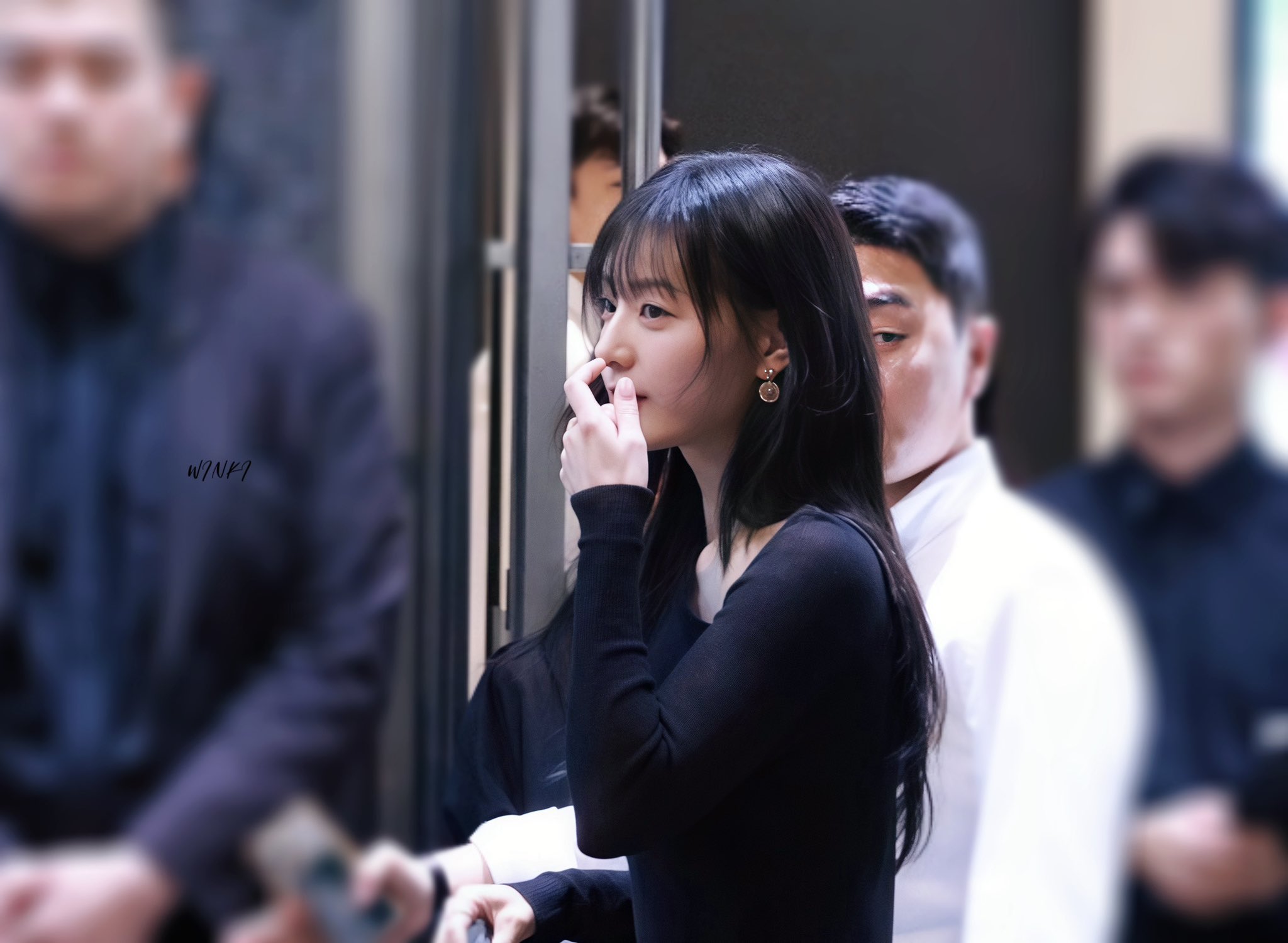 [잡담] 김지원) 2년전 어제 전설의 고유명사 디올 김지원 | 인스티즈