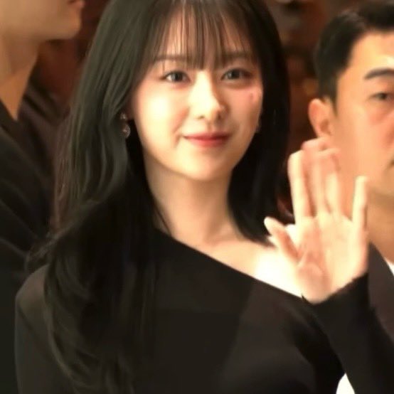 [잡담] 김지원) 2년전 어제 전설의 고유명사 디올 김지원 | 인스티즈