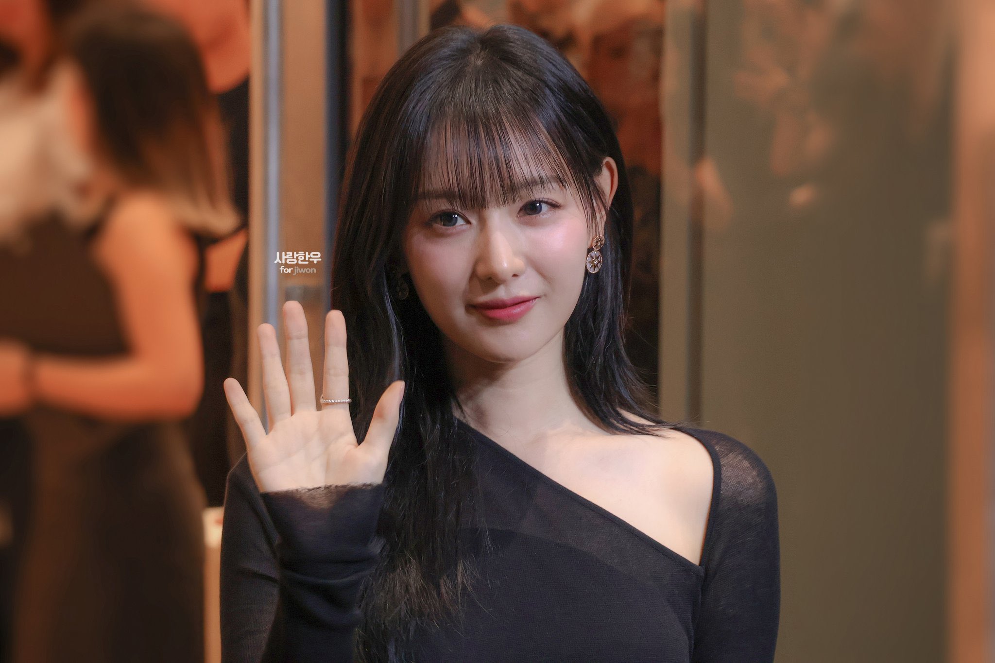 [잡담] 김지원) 2년전 어제 전설의 고유명사 디올 김지원 | 인스티즈