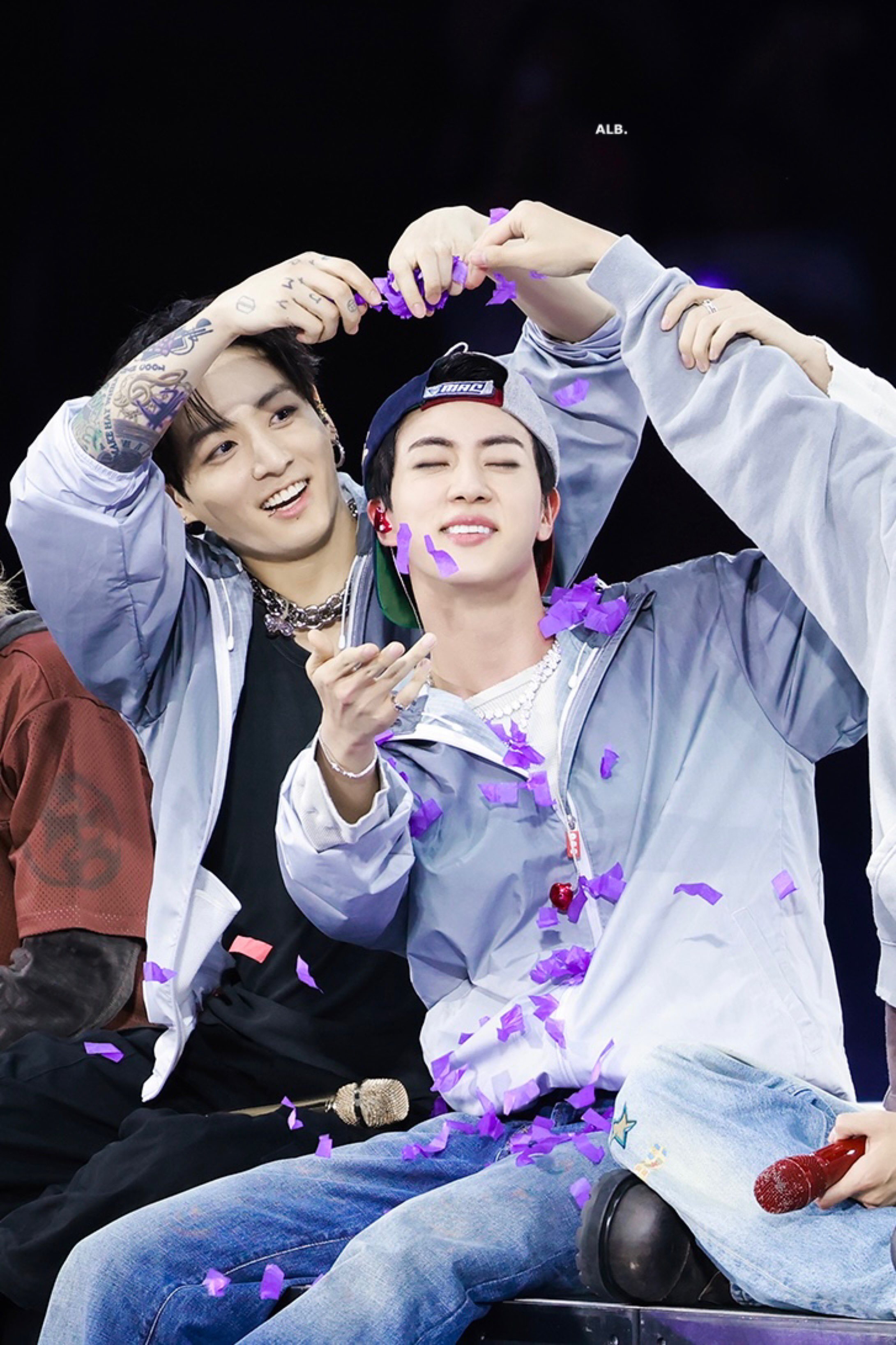 [잡담] 방탄 진 정국 왜 자기들끼리만 재밌게 노는거야 | 인스티즈