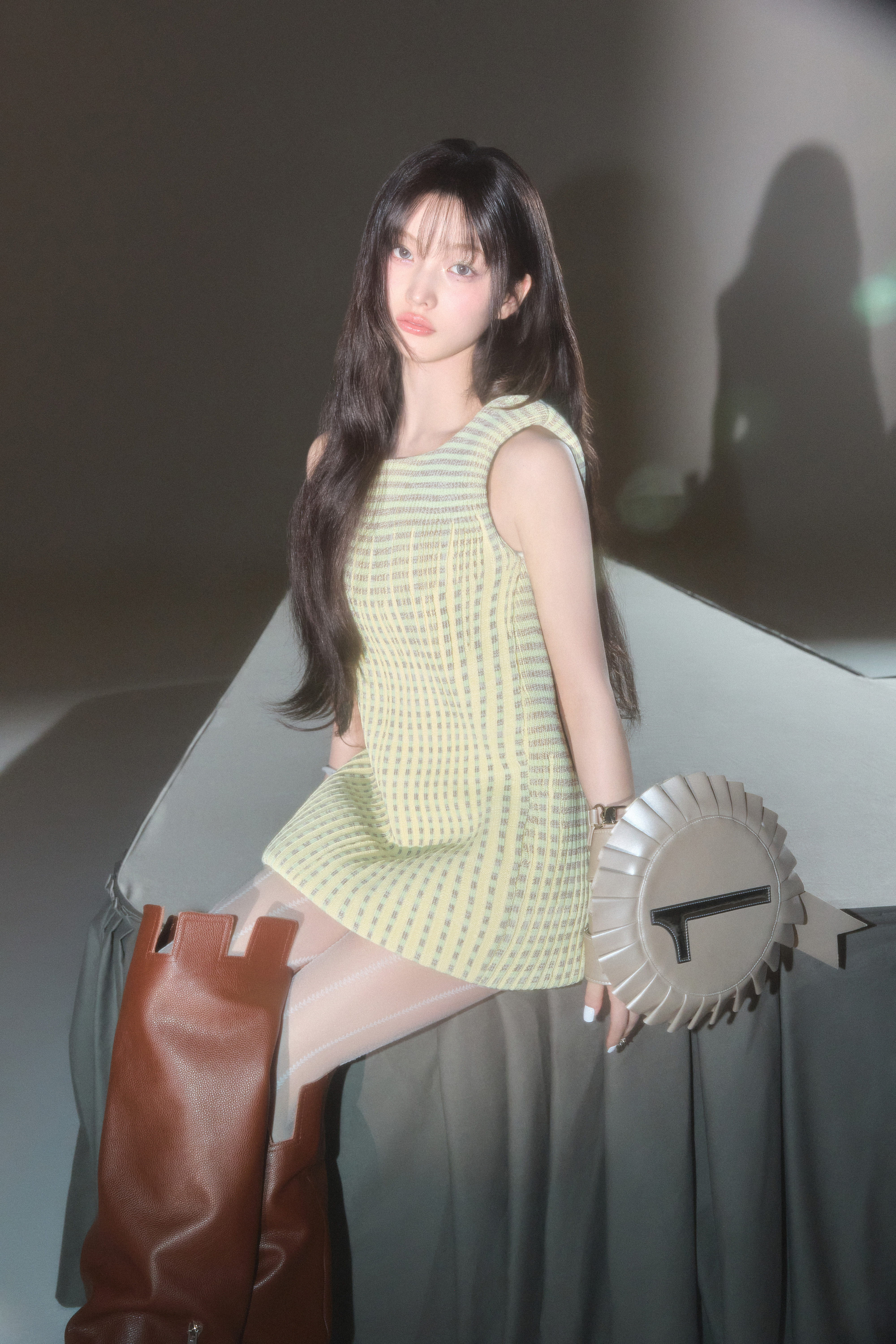 [잡담] 아일릿 일앨 컨포 흑화마법소녀같다.. | 인스티즈