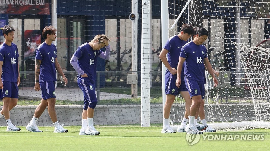 [정보/소식] 베이스캠프서 회복 훈련하는 축구 국가대표 선수들 | 인스티즈