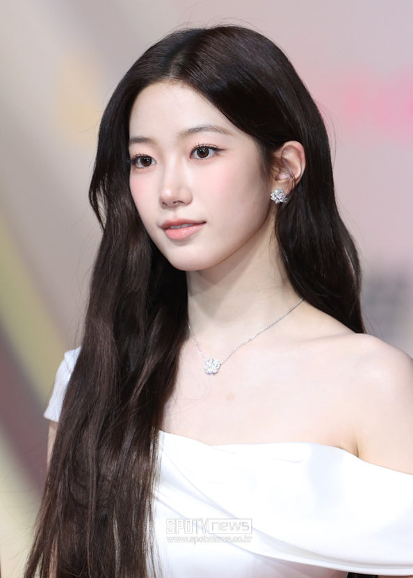 [잡담] 내 기준 외국인인거 안 믿기는 여돌 둘 | 인스티즈