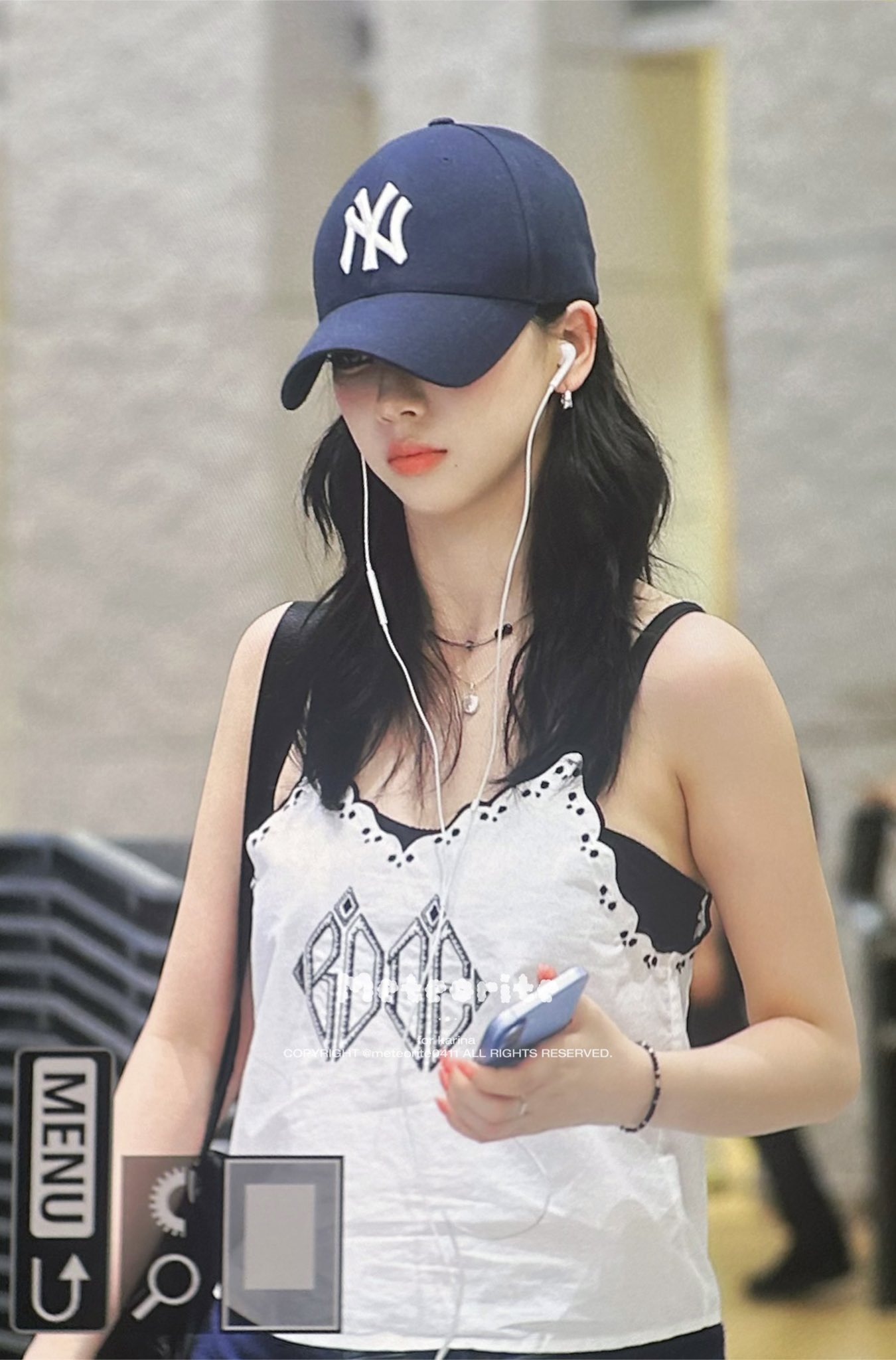 [잡담] 오늘 공항 입국한 카리나 | 인스티즈