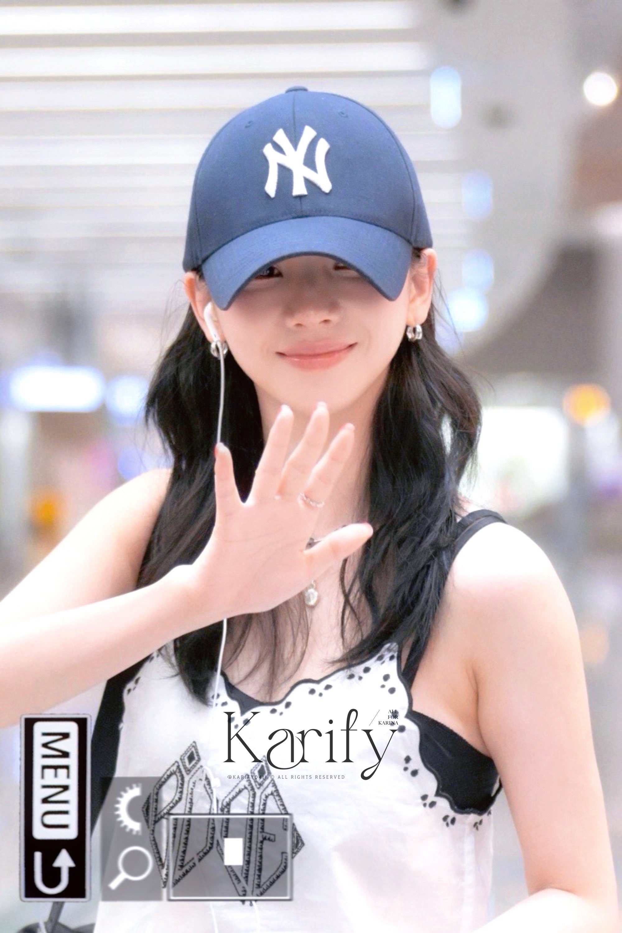 [잡담] 오늘 공항 입국한 카리나 | 인스티즈