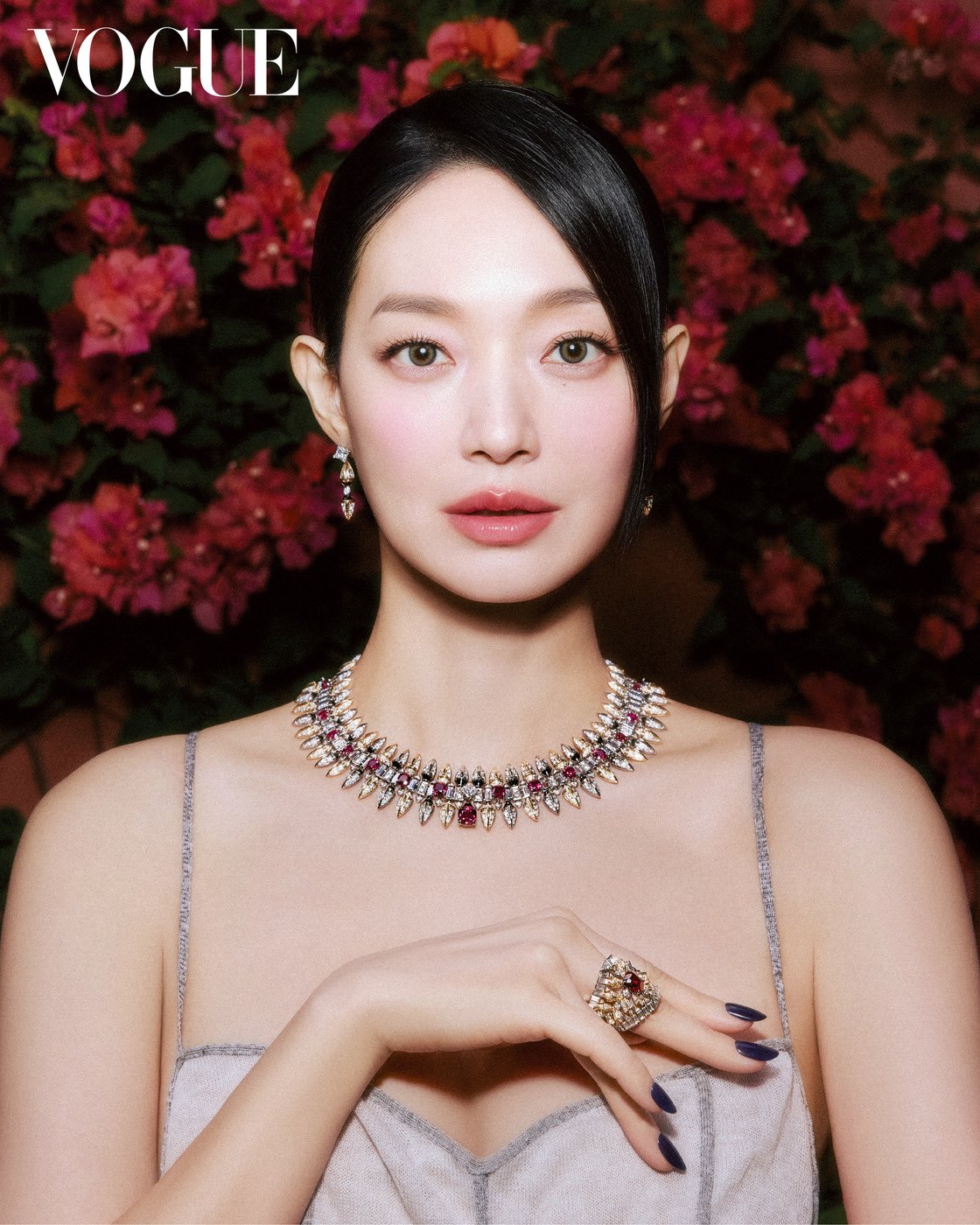 [잡담] 신민아) <보그> 신민아 x 루이비통 주얼리 화보 | 인스티즈