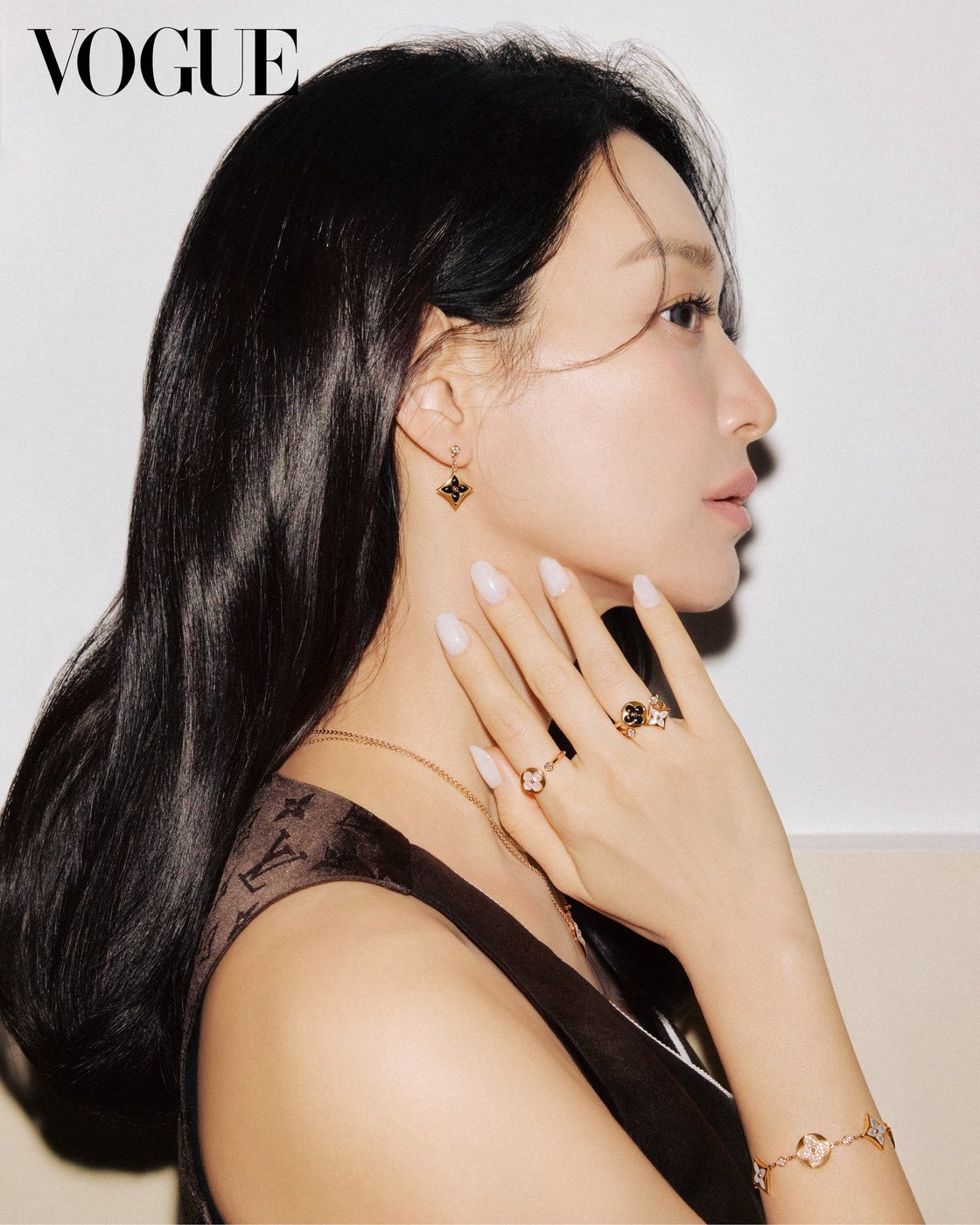 [잡담] 신민아) <보그> 신민아 x 루이비통 주얼리 화보 | 인스티즈