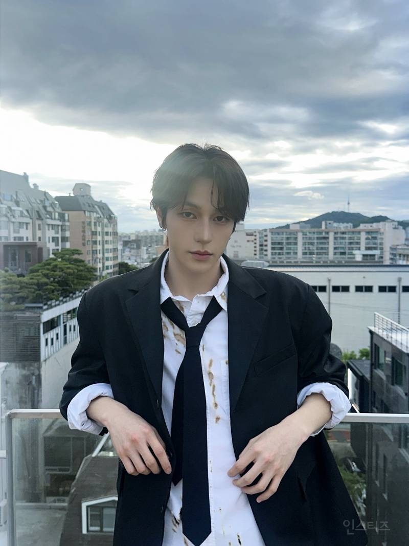 생긴건 테토인데 평소 말투가 너무 젠틀한듯한 남돌.jpg | 인스티즈