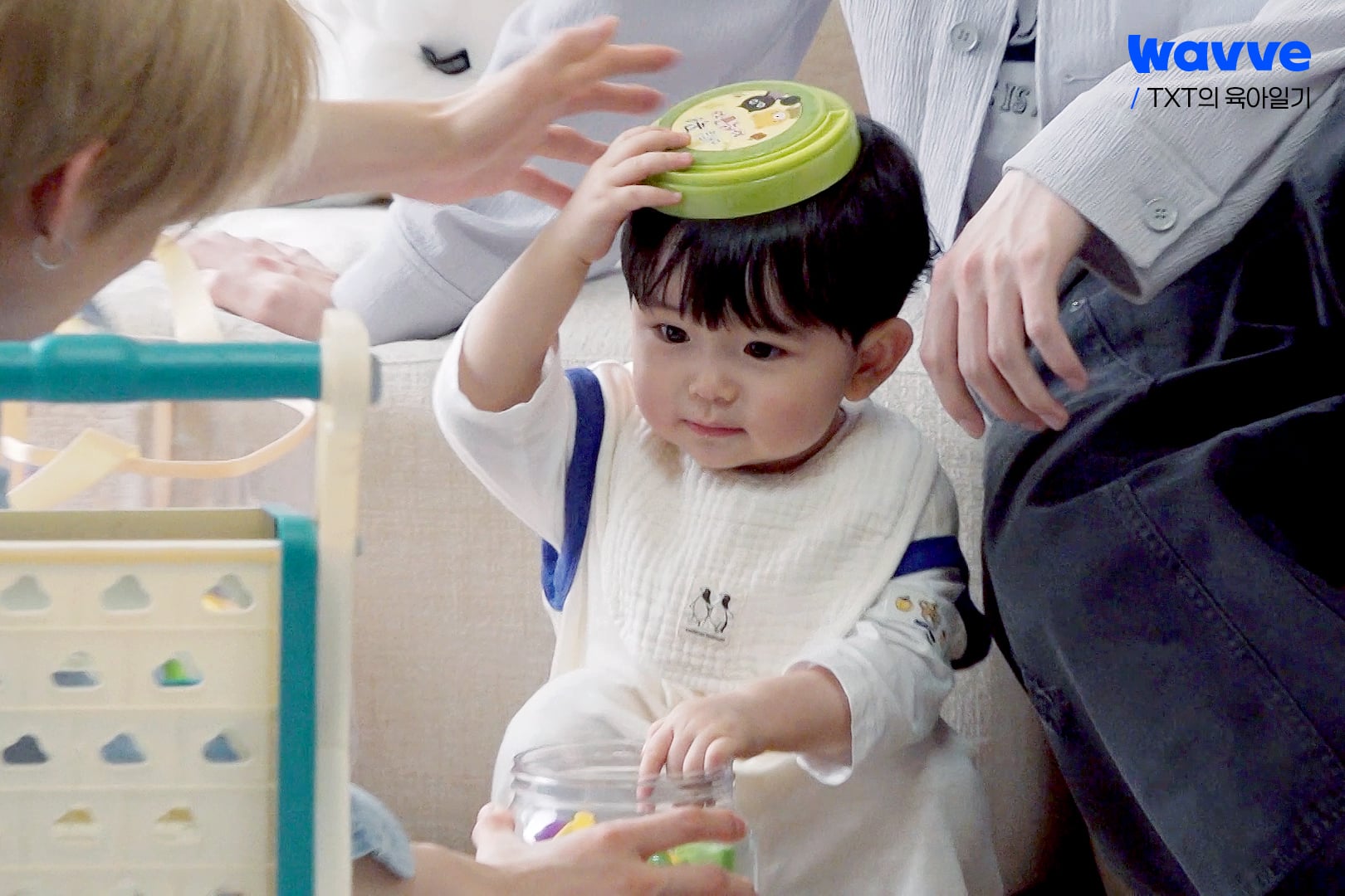 [잡담] 웨이브 계정에서 유준이 미공개 사진 풀어줬는데 | 인스티즈