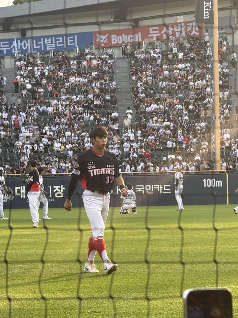 [잡담] 엉민규 하니 오늘 같이 간 지인이 엉민규 훈훈하다고 함 | 인스티즈
