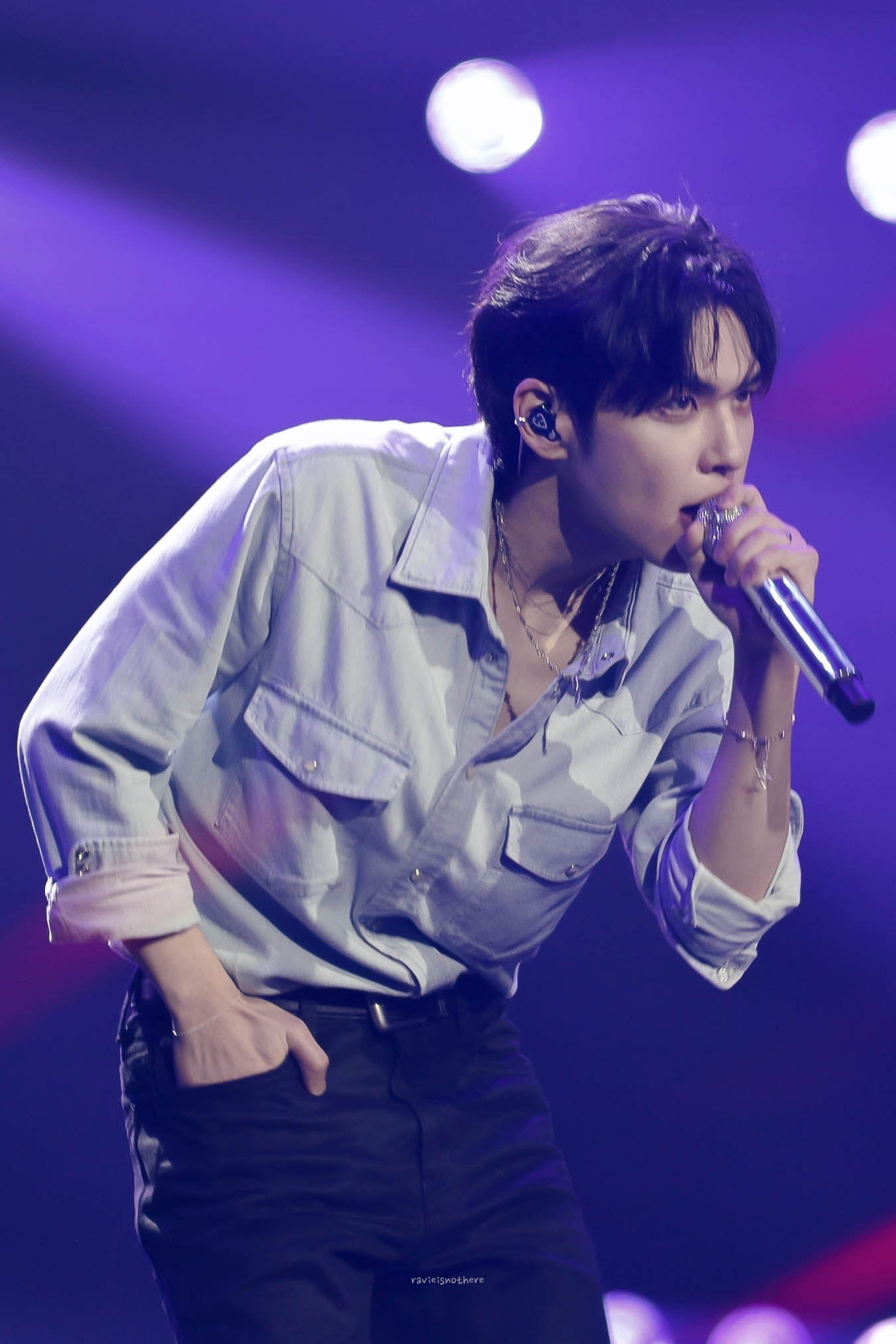 [잡담] 콘서트 의상이 이런거 쫌 미친거같음 | 인스티즈