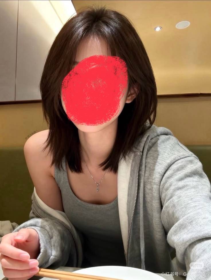 [잡담] 단발로 자를건데 셋중에 골라주라 | 인스티즈