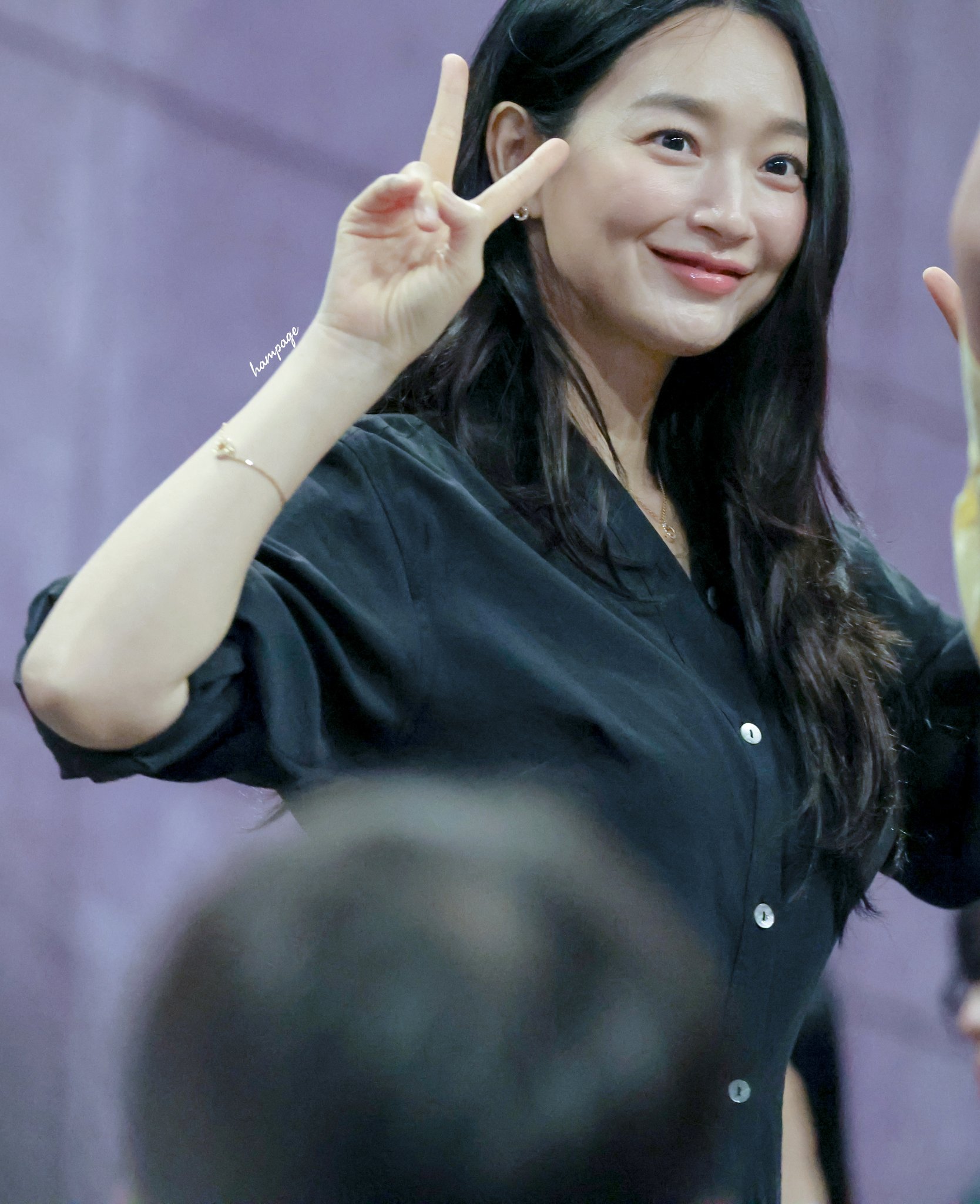 [잡담] 신민아) 260627 영화 눈동자 무대인사 참석한 신민아 | 인스티즈
