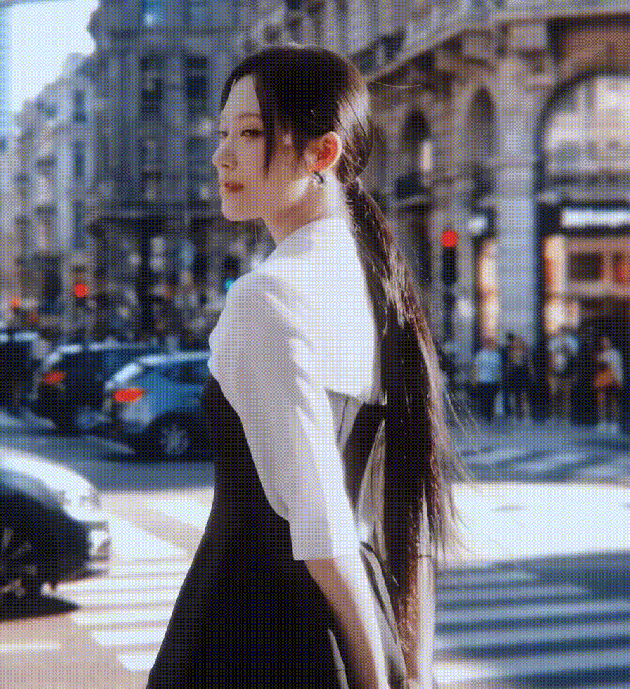 영상미 예쁘게 뽑혔다고 반응 좋은 리센느 TV 첫 광고.gif | 인스티즈