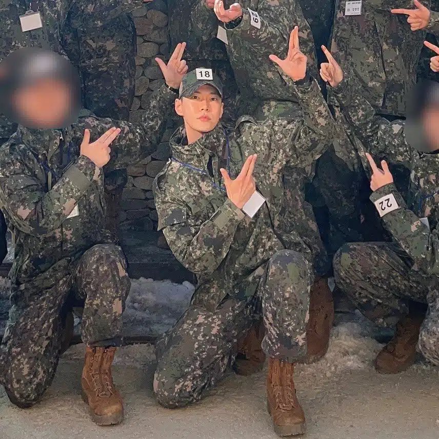 [잡담] 아니 정재현 무슨 포즈하는건가 했는데 ㅋㅋㅋㅋㅋㅋㅋㅋㅋ | 인스티즈