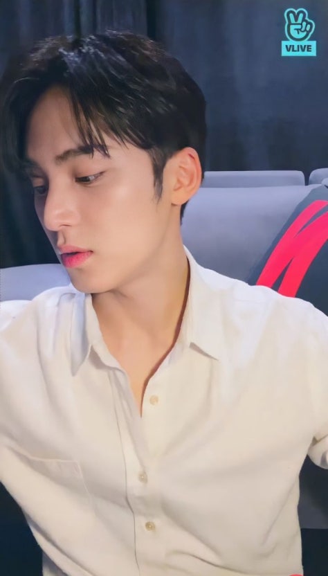 [잡담] 세븐틴 민규 너무 섹시하게 생겼어 | 인스티즈