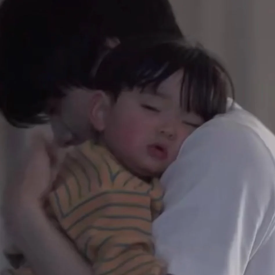 [잡담] 육아일기 유독 수빈이 품에 안겨있는 유준이 보면 | 인스티즈