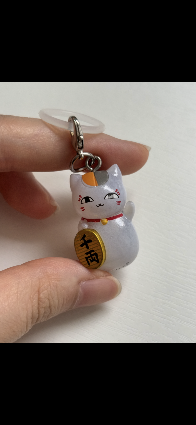 [잡담] 가챠 뽑은거 인쇄 안날라가게 하는거 바르려는데 ㅜㅜ | 인스티즈