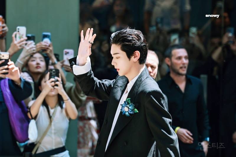 Dolce & Gabbana Men's S/S 2027 show 초청받은 한국 연예인 | 인스티즈