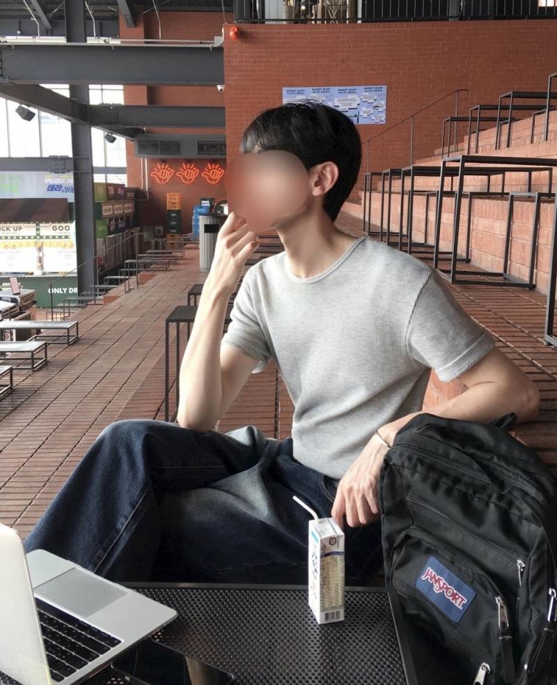 [잡담] 여자들은 키 크고 체격 좋아도 얼굴 별로면 불호야? | 인스티즈