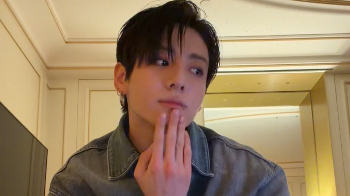 [잡담] 정국 어제오늘 완깐반깐 | 인스티즈