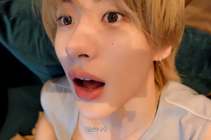 [잡담] 앤톤 귀여워서 못참겟어 진짜… | 인스티즈