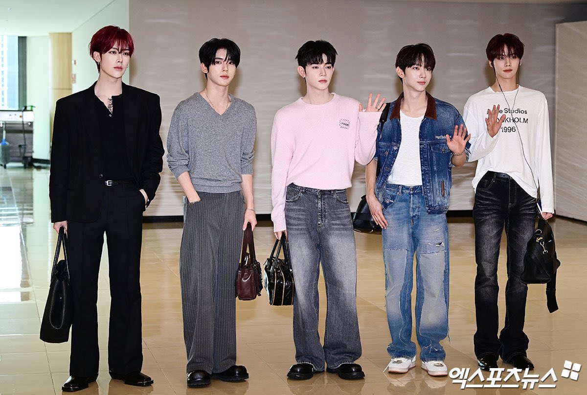 [잡담] 앤더블 첫 출국이당✈️ | 인스티즈