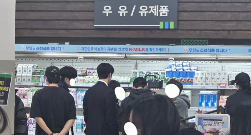 [잡담] 내일도출근) 첫방도 했으니까 촬영짤 모음! (ㅅㅍㅈㅇ) | 인스티즈