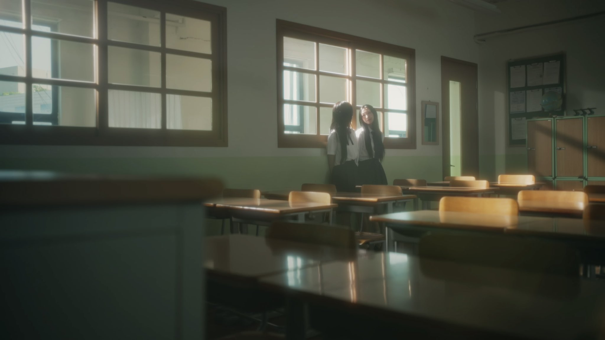 [잡담] 만찬가 뮤비 너무 예쁨... | 인스티즈