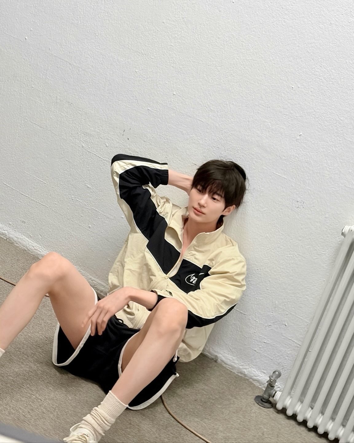 [잡담] 변우석) 나이키 문슈 비하인드 사진 | 인스티즈