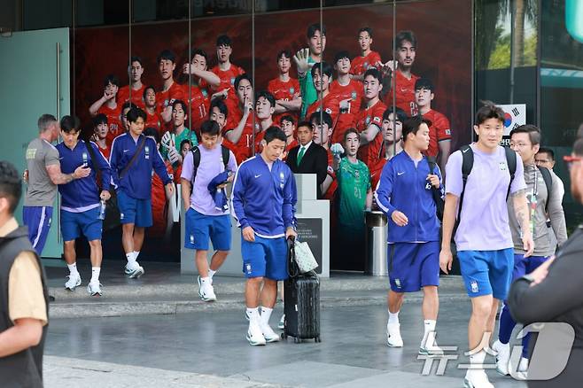 [정보/소식] 속보) 2026 북중미월드컵 국가대표팀 출국 | 인스티즈