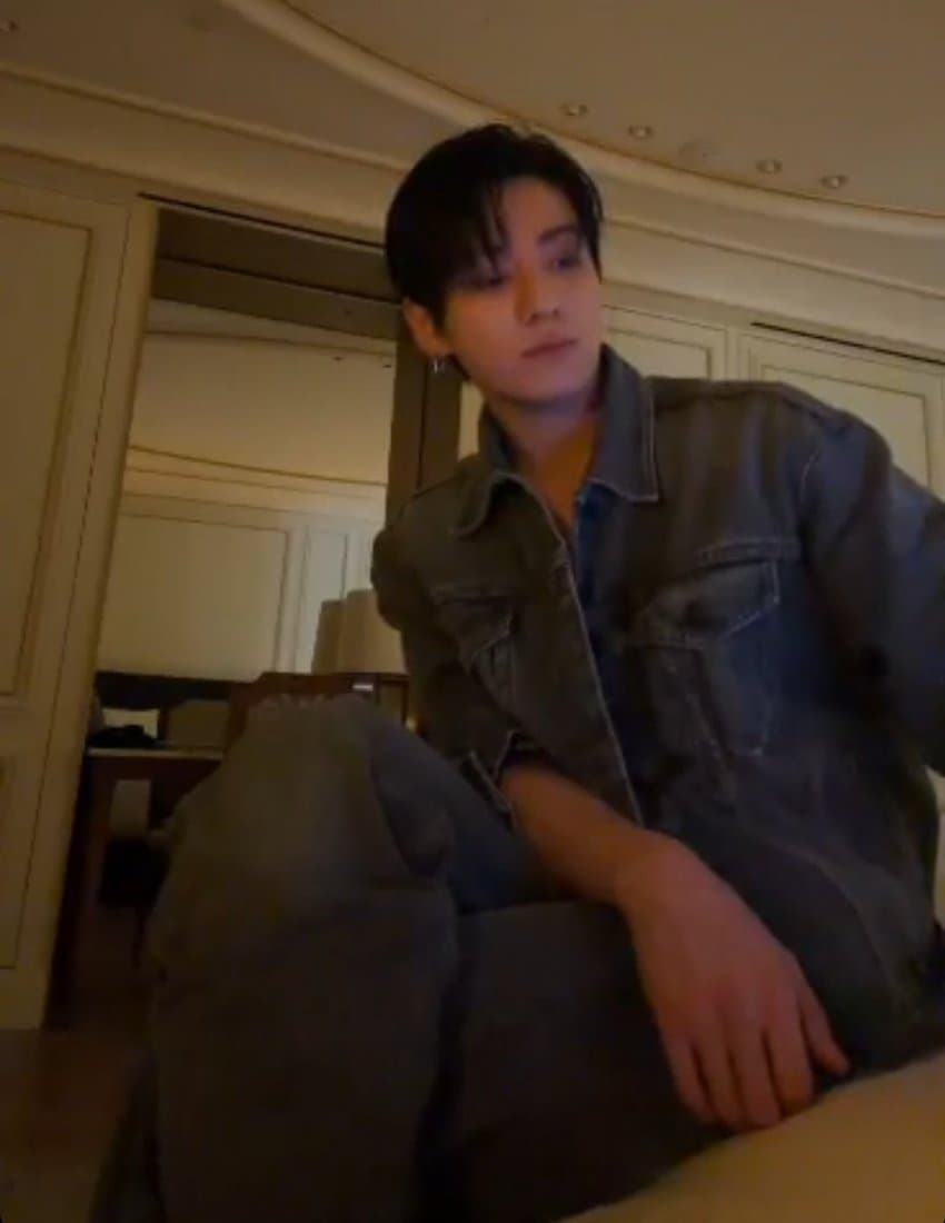 [잡담] 일어나자마자 정국 라방보는 중 | 인스티즈