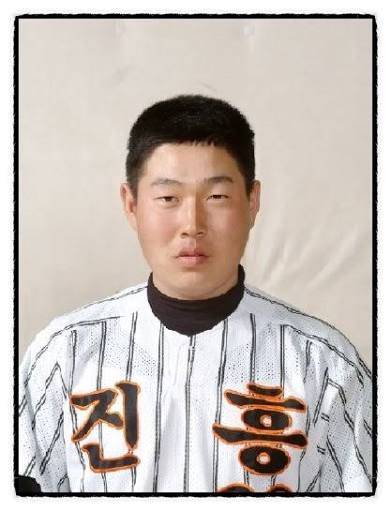 [잡담] 홈런더비 자리 남는 누나들... 우리 얼라를 끼워줘... | 인스티즈
