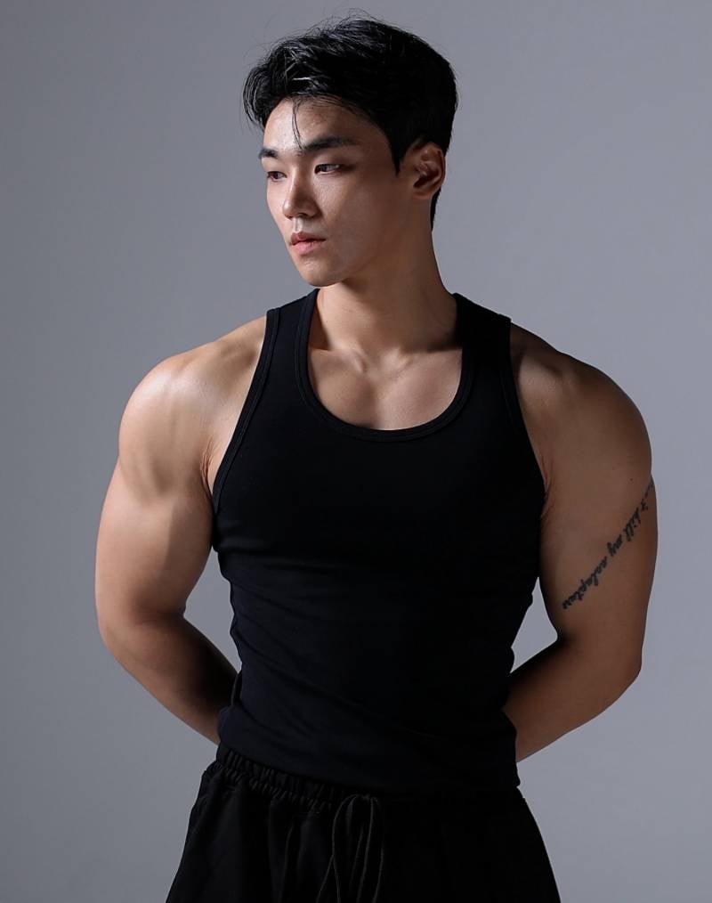 요즘 성수 홍대에 𝙅𝙊𝙉𝙉𝘼 보인다는 패션..JPG | 인스티즈