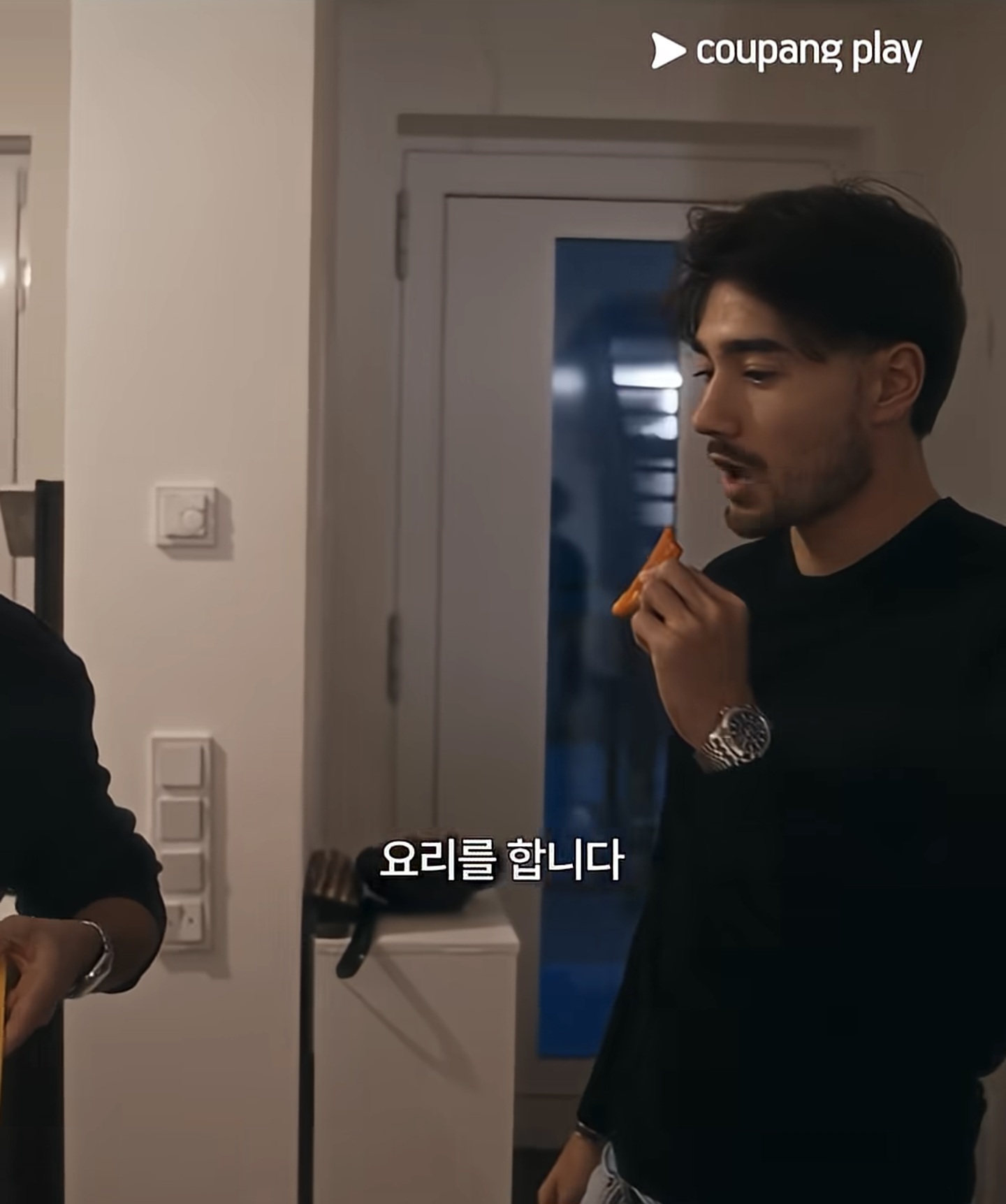 [정보/소식] 국가대표팀에 가면 먹을게 많아서 좋다는 옌스 | 인스티즈
