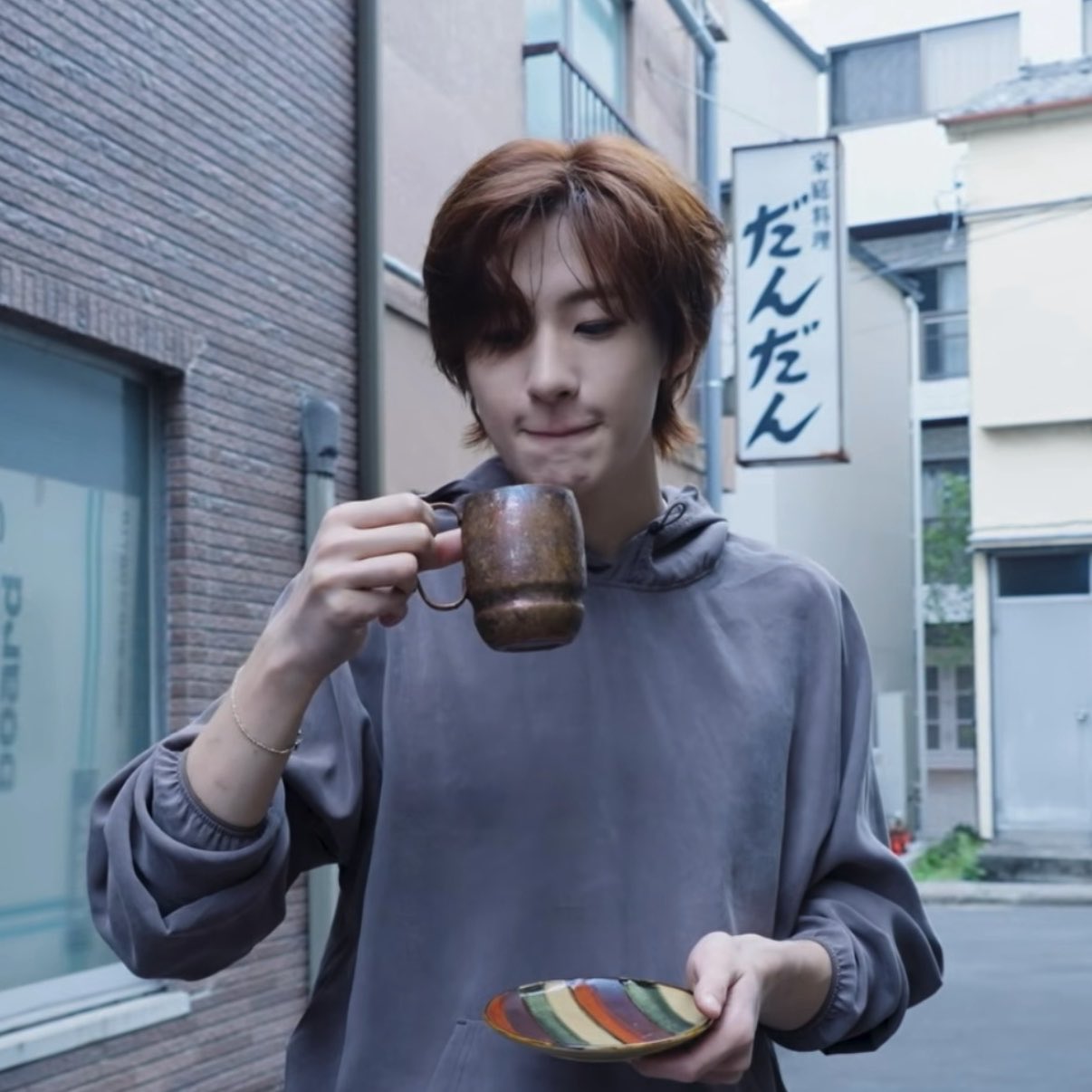 [잡담] 앤톤 귀엽게 생겨서 좋아… | 인스티즈