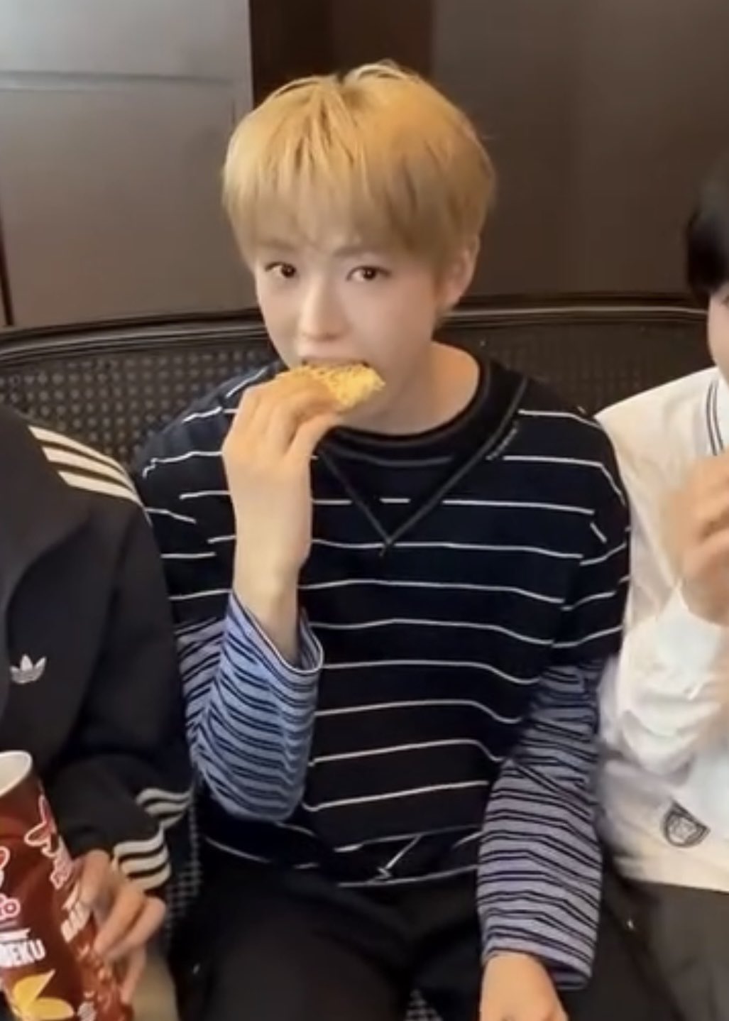 [잡담] 유우시 뭐먹어!!!! | 인스티즈