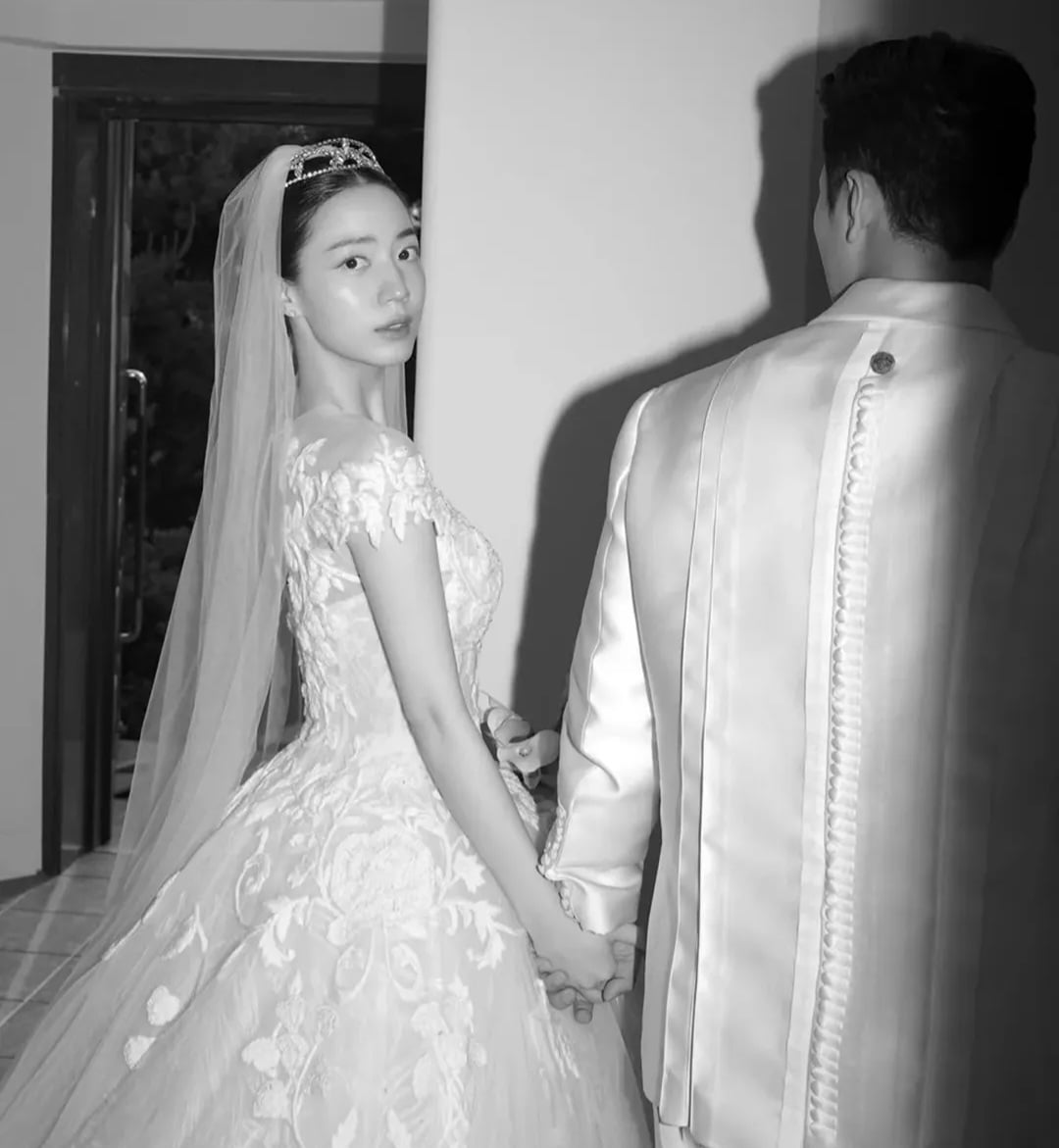 [잡담] 오늘 뜬 류화영 웨딩 화보 사진 | 인스티즈