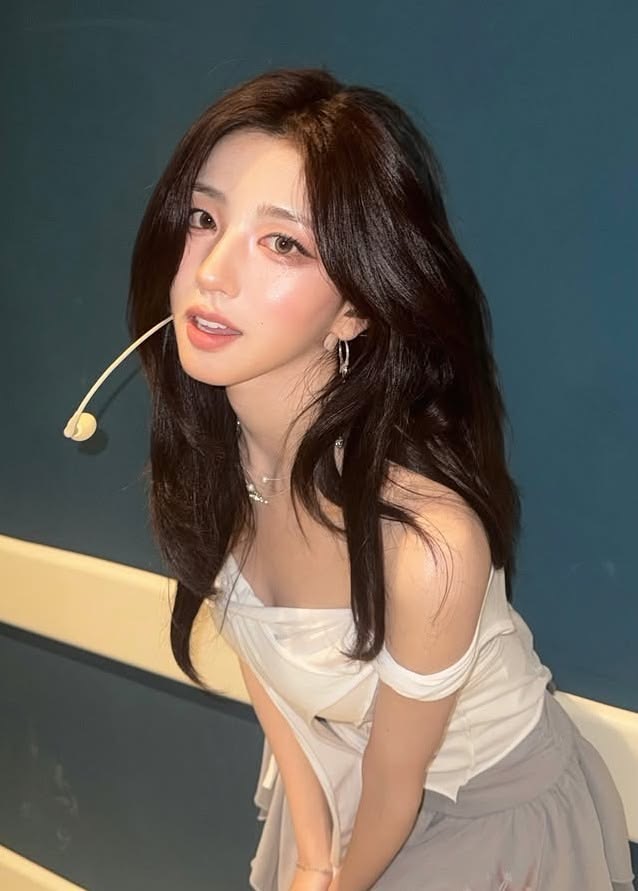 [잡담] 박소현 진짜 이쁘고잘생겼어 | 인스티즈