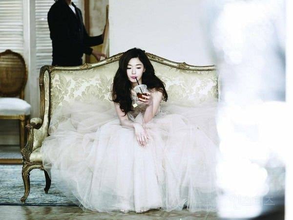 영원한 레전드로 남을 배우 전지현 웨딩화보.jpg | 인스티즈