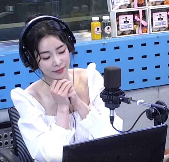 [잡담] 멋진신세계) 임지연 똥머리 진짜 잘어울려 | 인스티즈
