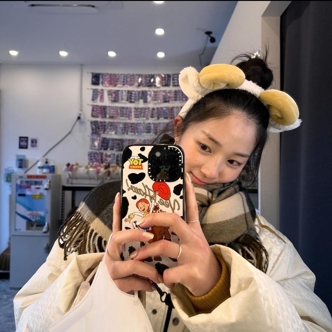 [잡담] 김혜윤 홍경 같작 보고싶다 영화면 더 좋음 둘이 감정싸움하고 지지고볶는 영화 | 인스티즈